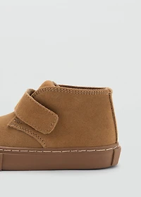 Velcro leather shoes
