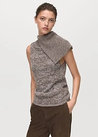 Vest with mottled wrap collar
