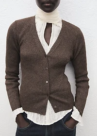 Ribbed knitted cardigan