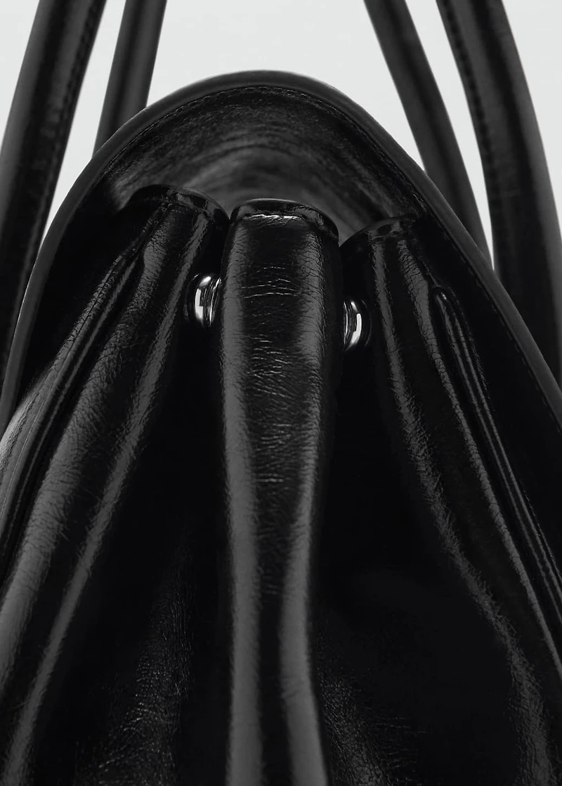 Medium city handbag with flap