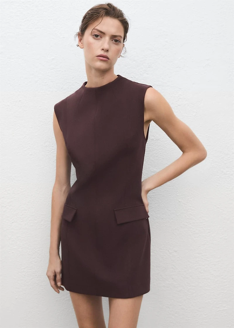Short dress with patch pockets