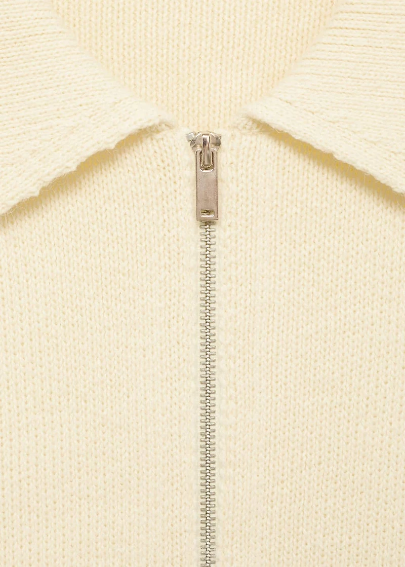 Knitted jacket with belt and buckle