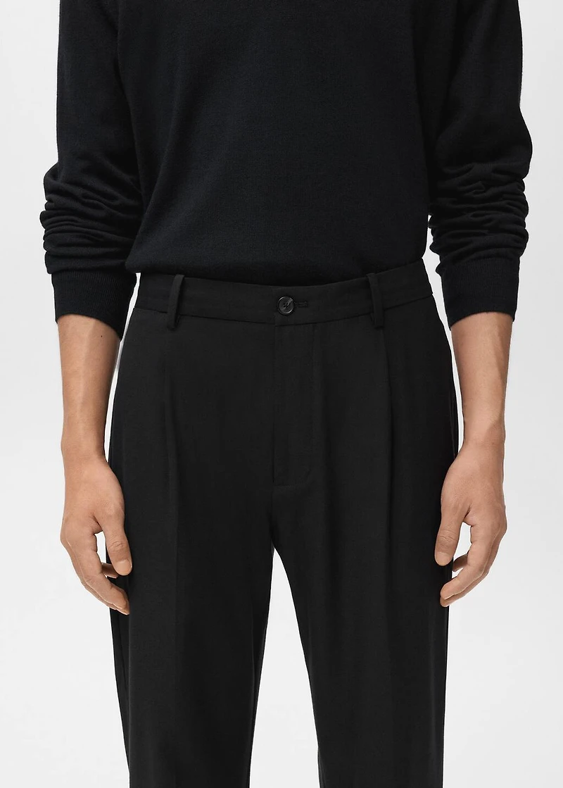Regular-fit pleated pants