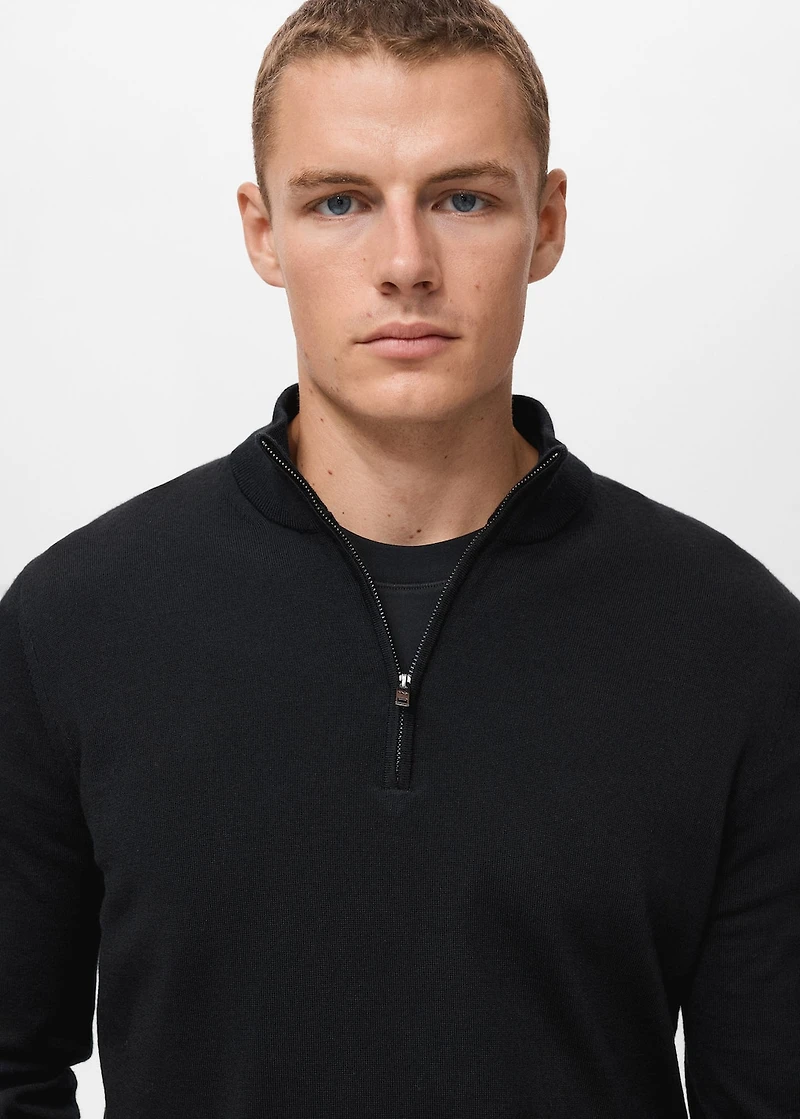 100% merino wool sweater with perkins collar
