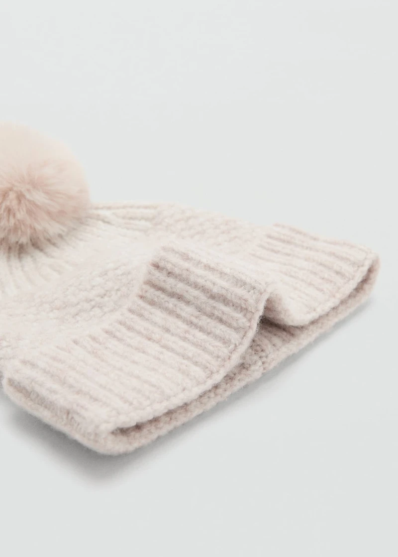 Knitted bobble hat