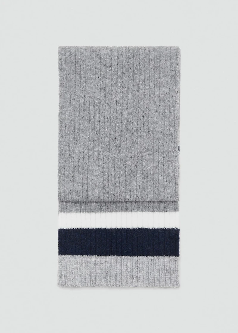 Striped knit scarf