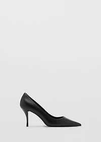 Heel leather shoes