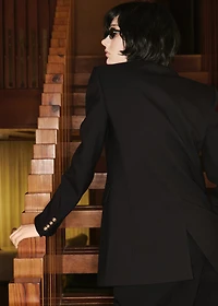 Double-breasted blazer