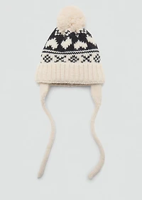 Knitted bobble hat
