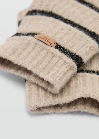 Striped knit gloves