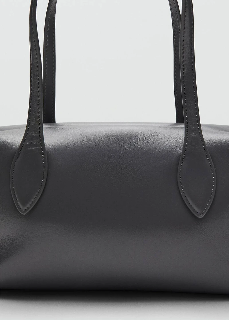 Quilted leather shoulder bag