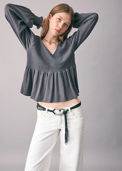 Wide leg jeans with studs