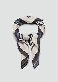 Geometric stripe-print scarf