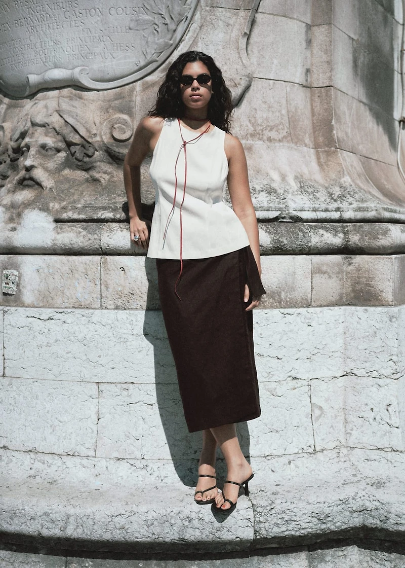 Fitted halter-neck blouse