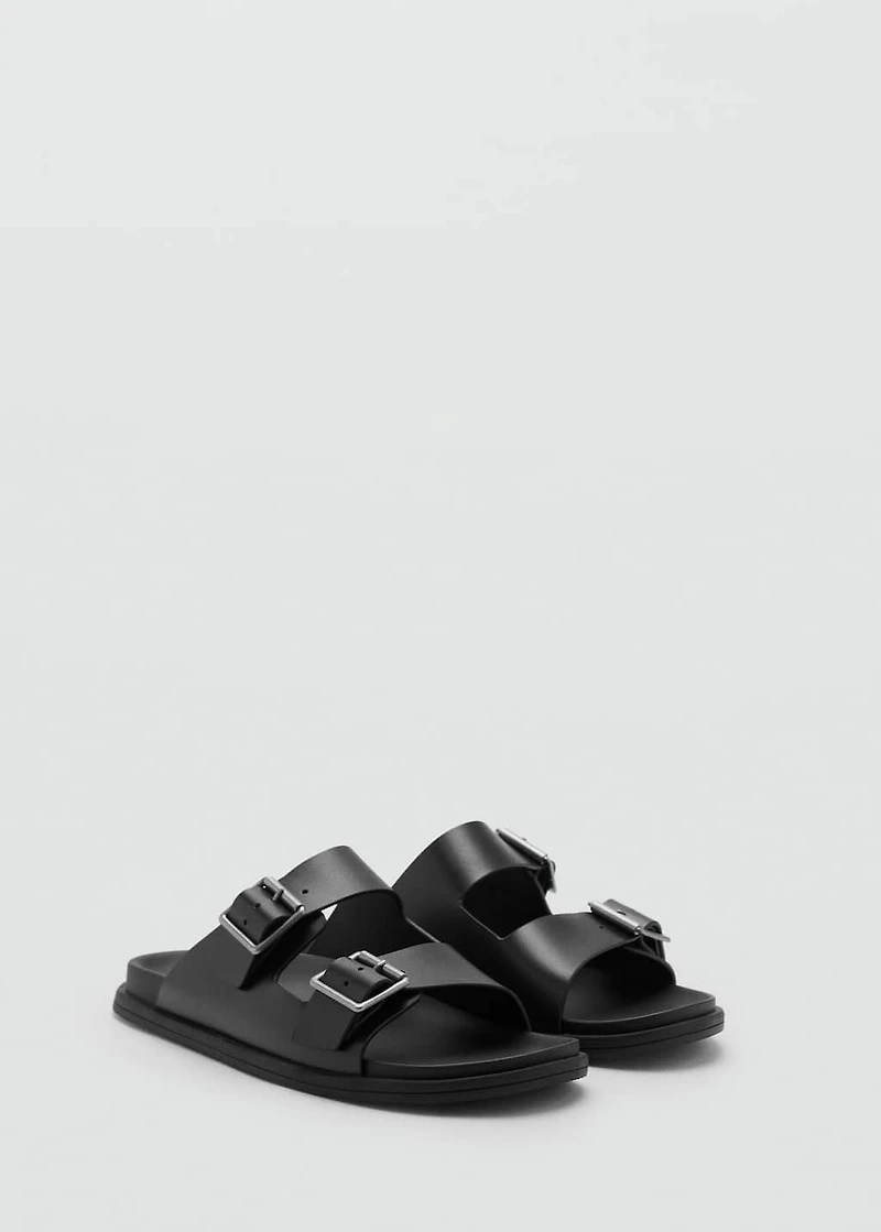 Buckles leather sandal