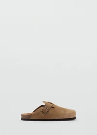 Leather clogs with buckle