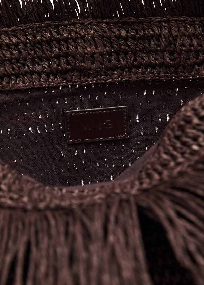 Natural fiber handbag with fringes