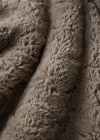 fur-effect textured blanket