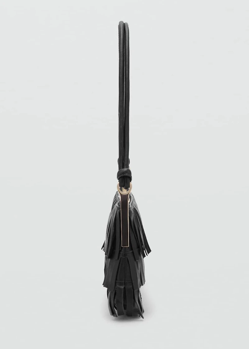 Leather shoulder bag with fringes