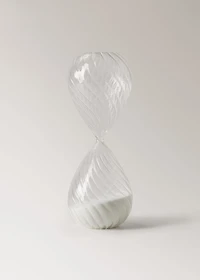Large spiral hourglass