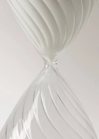 Large spiral hourglass