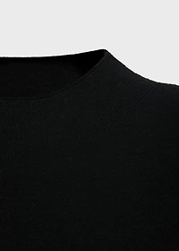 Short knitted dress