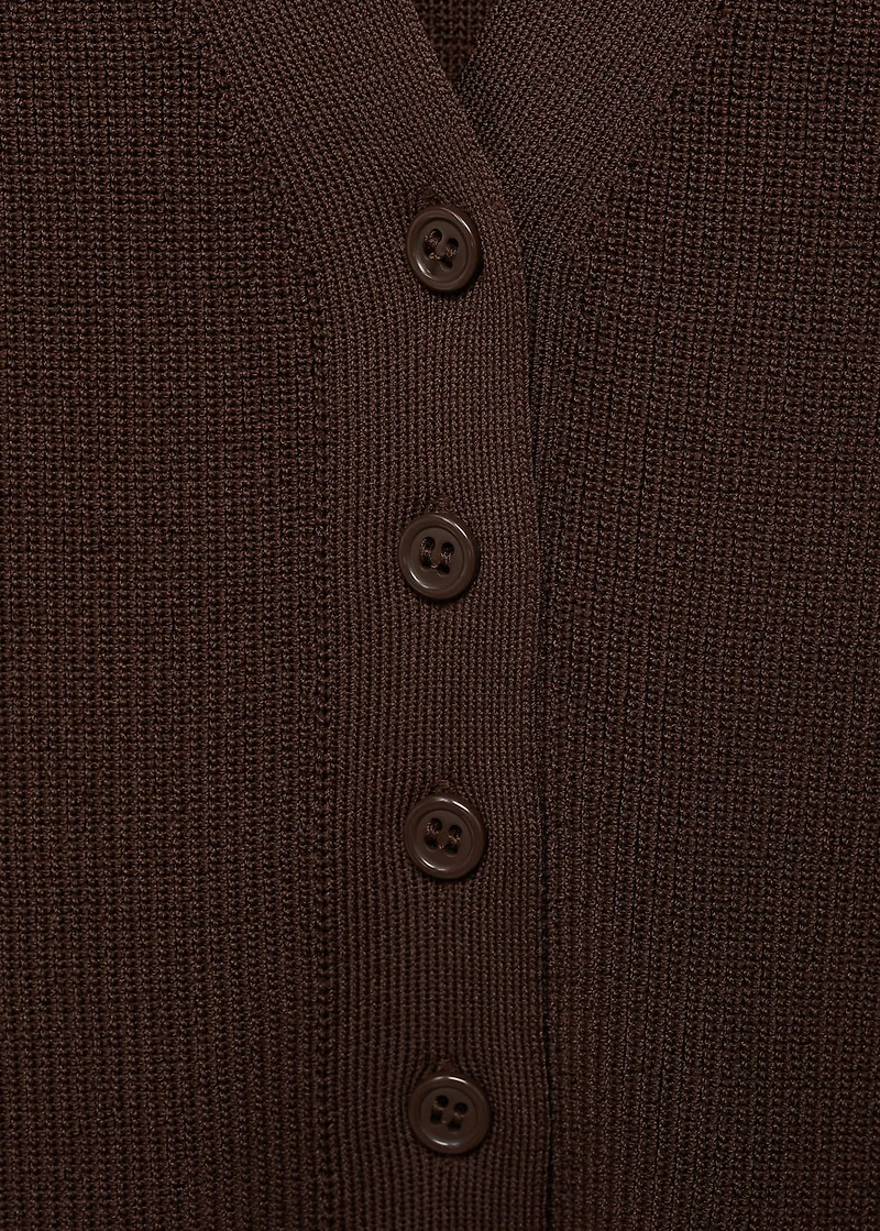 Fine-knit vest