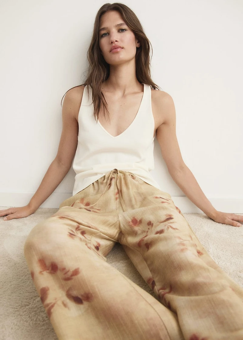 Leaf-print pants