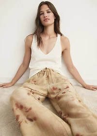 Leaf-print pants