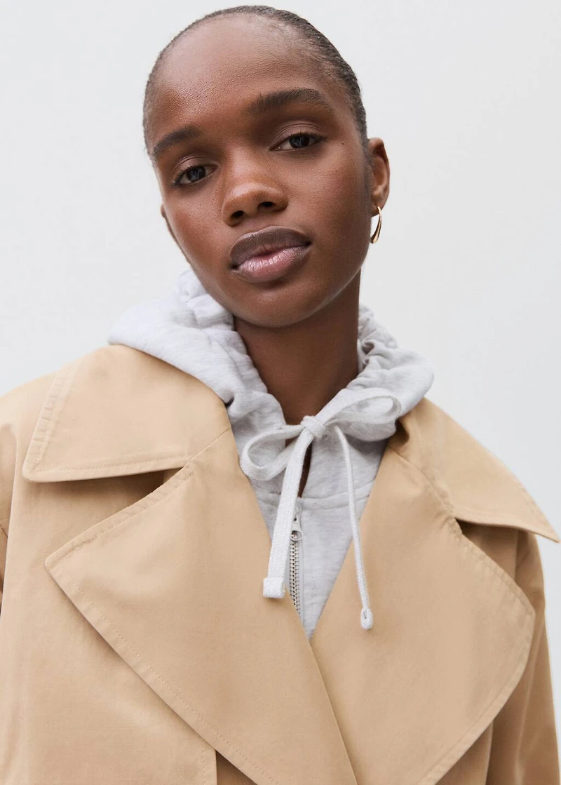 Short trench coat