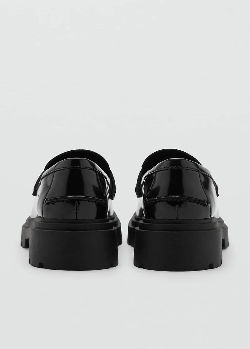 Leather-effect moccasin