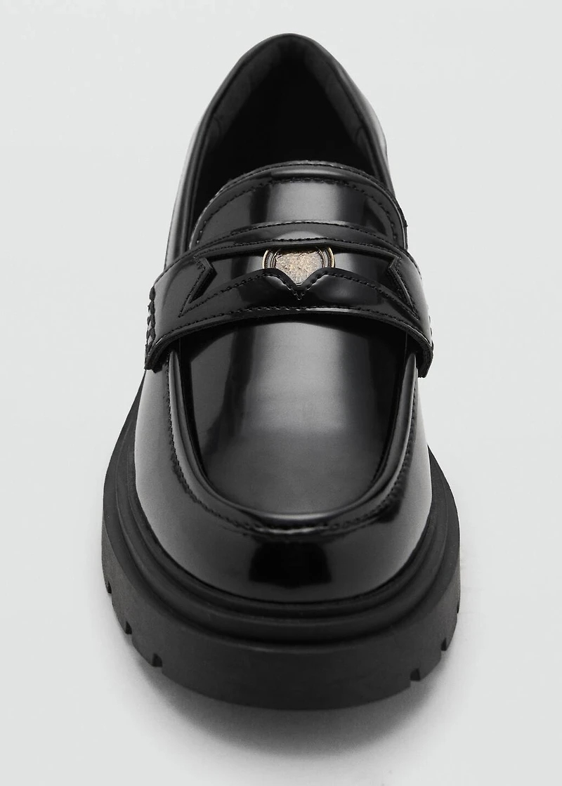 Leather-effect moccasin