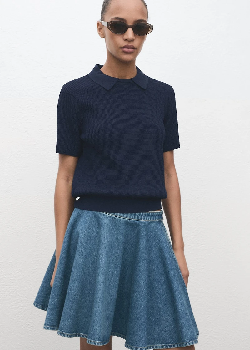 Short denim skirt