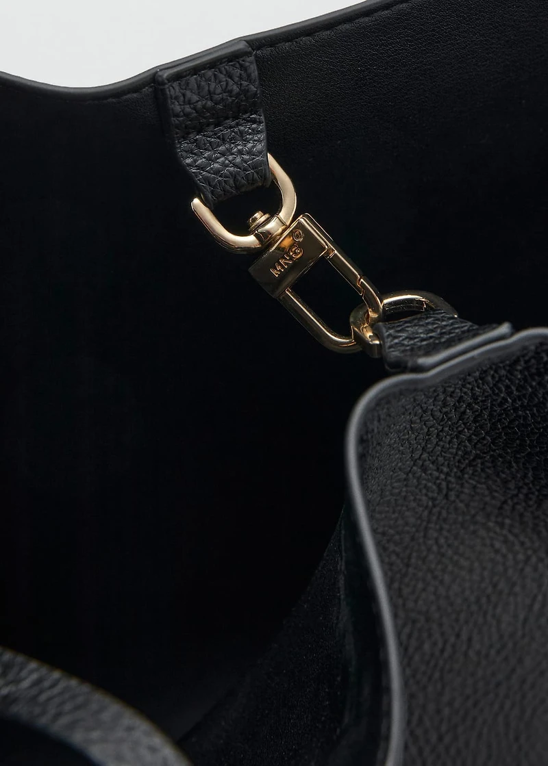Medium bag with pebbled leather effect