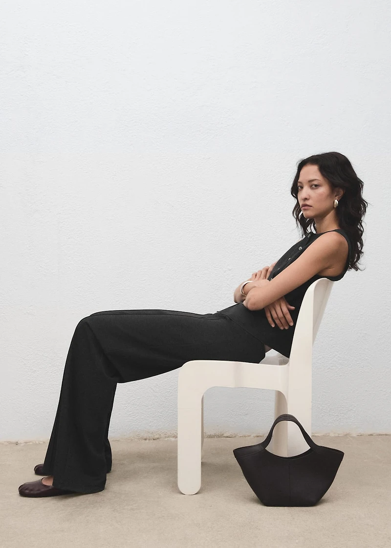 Straight-fit pants with elastic waist