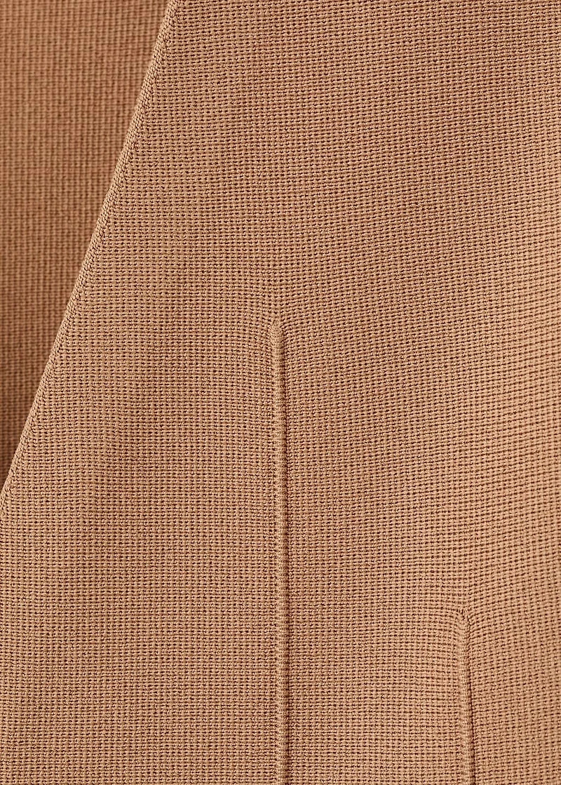Fitted knitted jacket with buttons