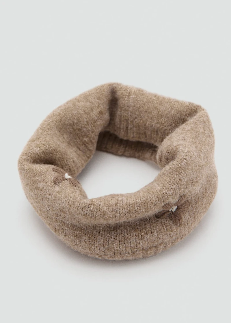 Embroidered knitted scarf