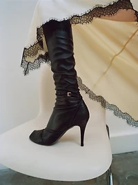100% leather high boots with straps