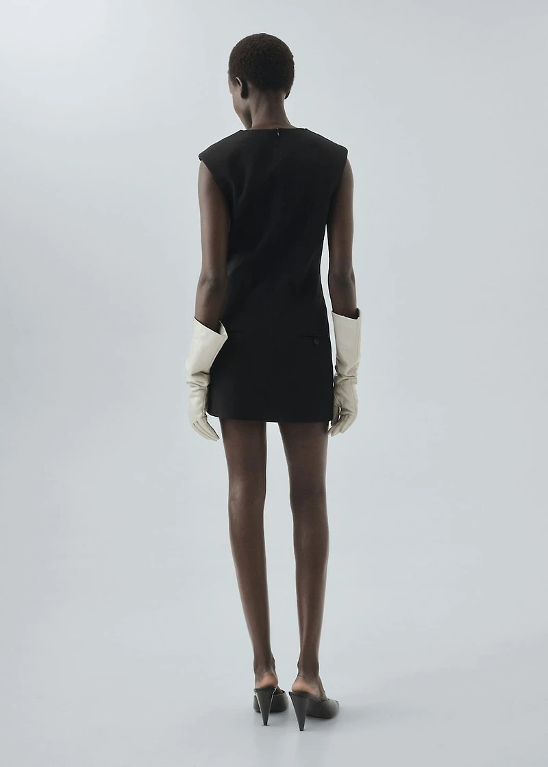 Short dress with pocket
