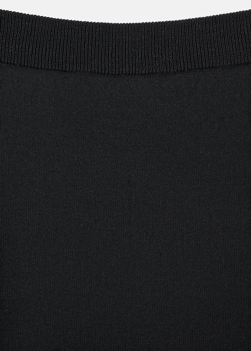 Long knitted skirt
