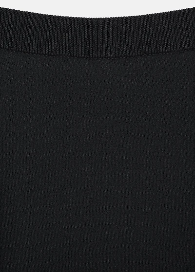 Long knitted skirt