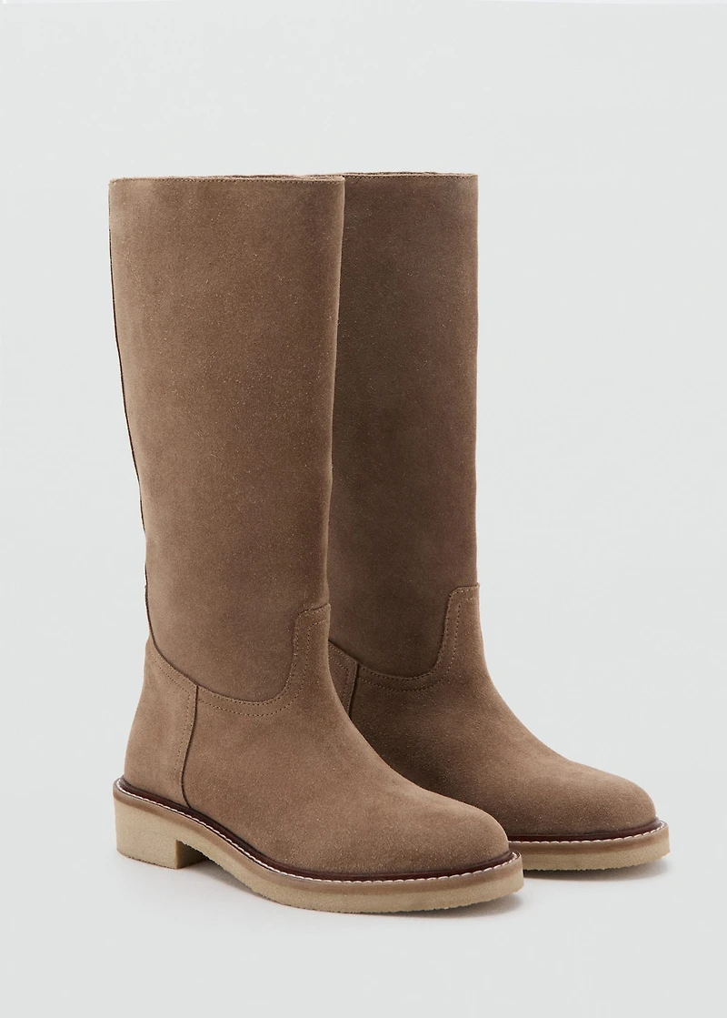 Knee-high leather boots