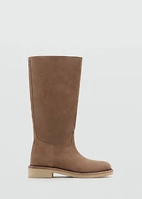 Knee-high leather boots