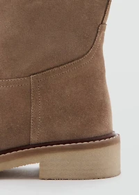 Knee-high leather boots