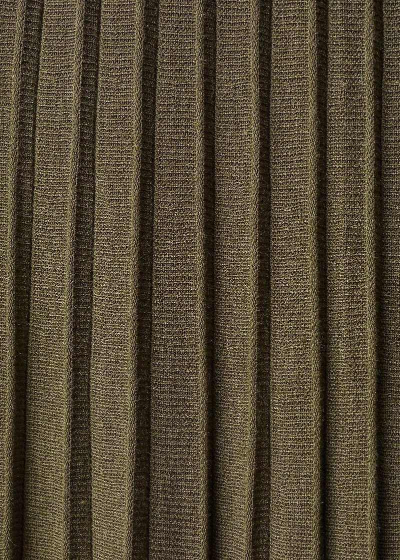 Pleated knit skirt