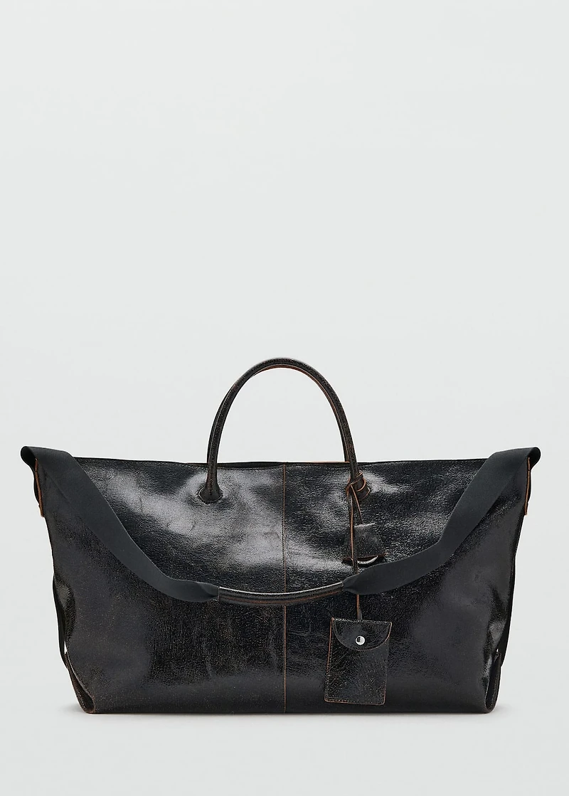 Maxi shopper leather bag with charms