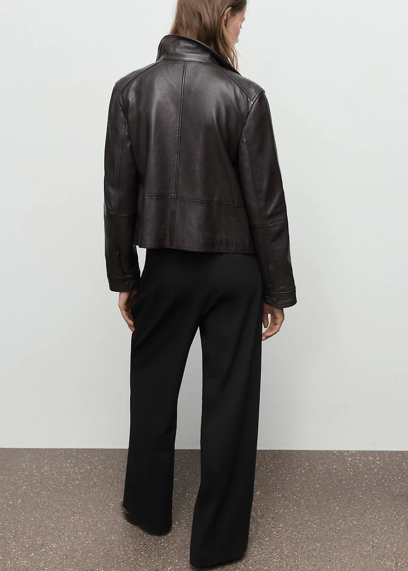 Wide-leg mid-rise pleated pants