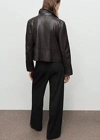 Wide-leg mid-rise pleated pants