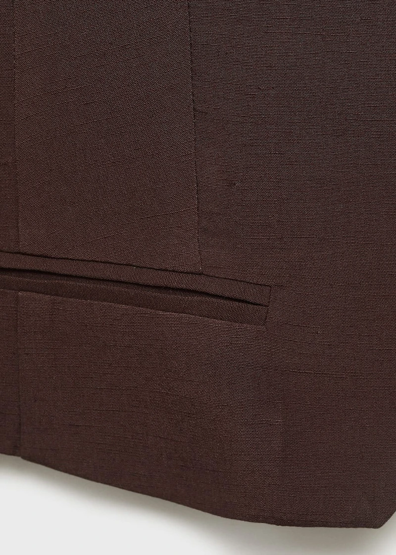 Suit vest with buttons