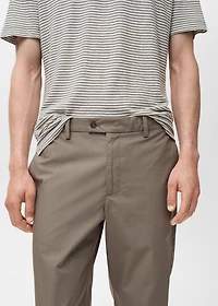 100% slim-fit cotton pants